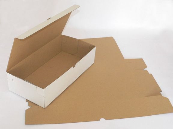 Cutie de carton cu autoformare