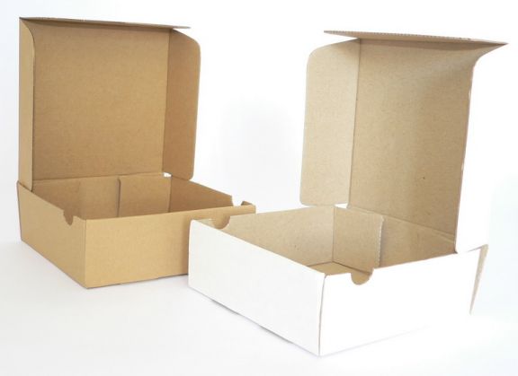 Cutie de carton cu autoformare