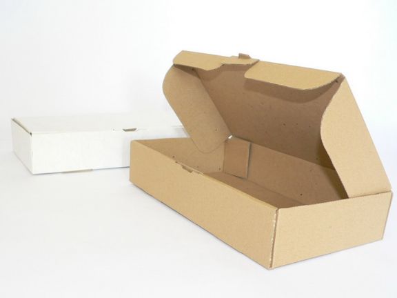 Cutie de carton cu autoformare