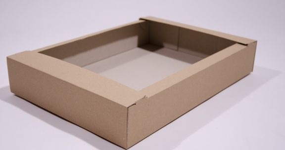 Ladă din carton