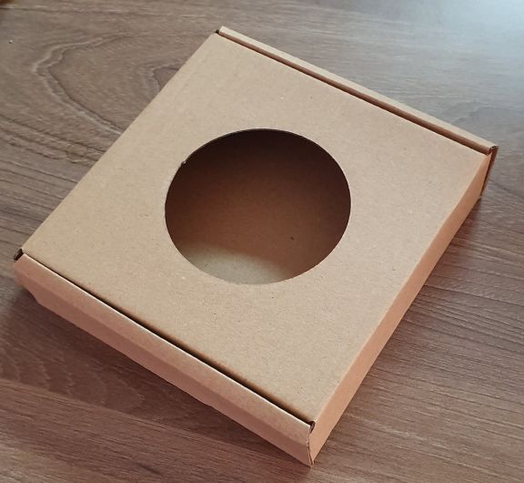 Cutie de carton cu autoformare