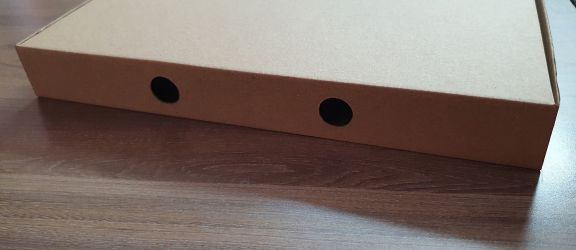 Cutie de carton cu autoformare, capac cu protectie