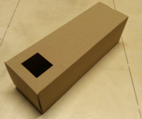 Cutie de carton cu autoformare, două capace